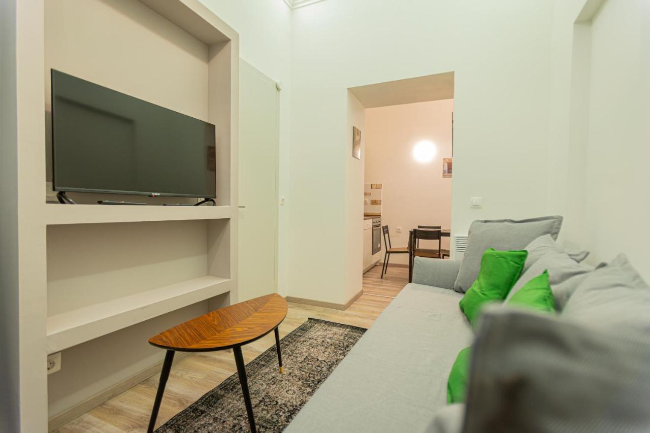 Apartamento Downtown Flat In Budapest, Mona *