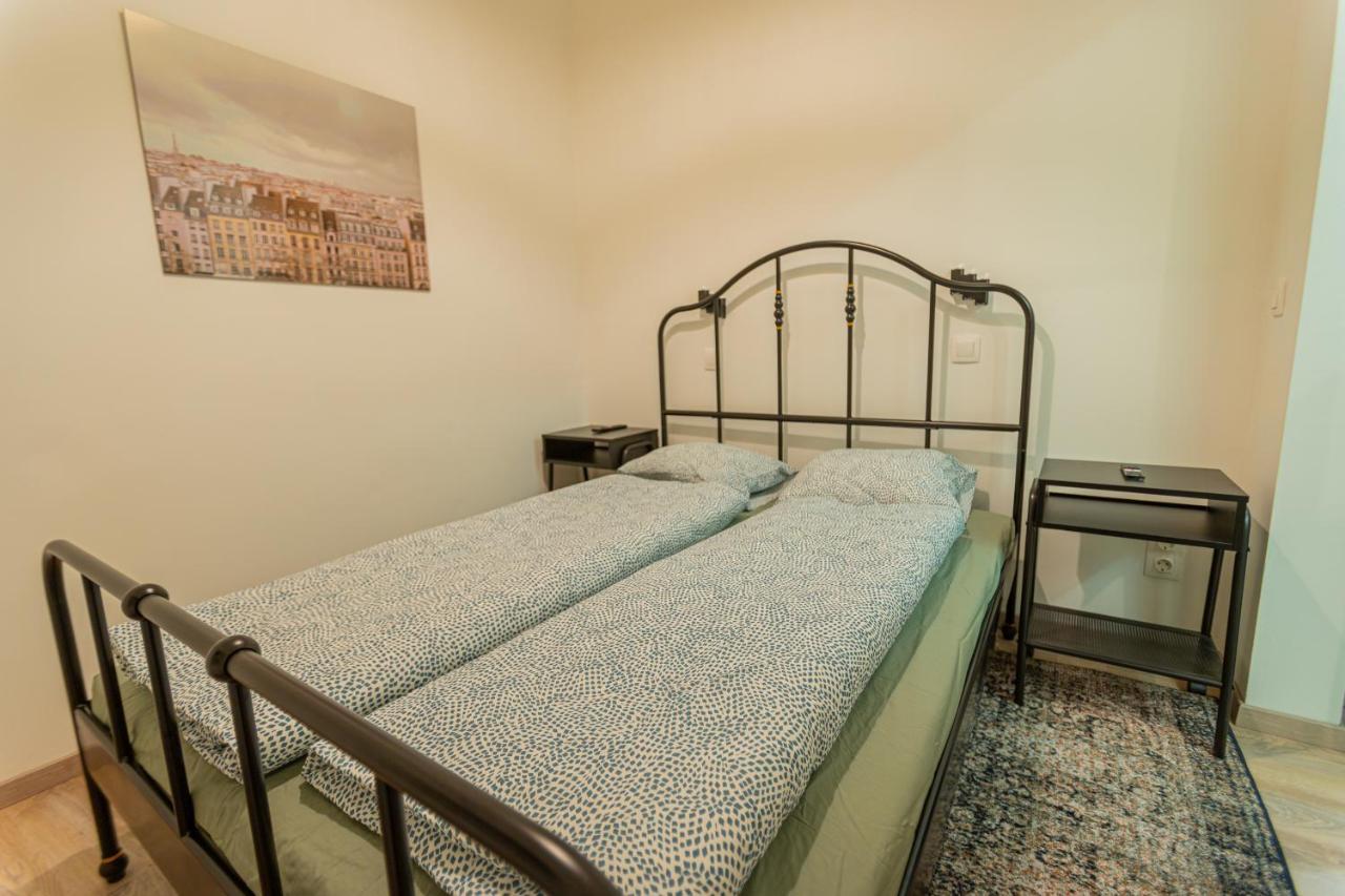 Downtown Flat In Budapest, Mona Apartamento Budapeste